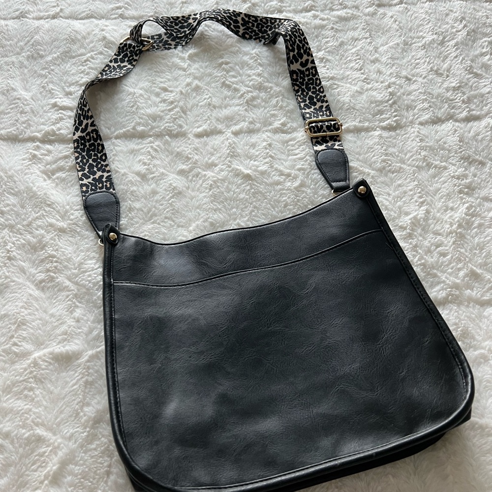 NEW black lularoe crossbody bag with leopard strap